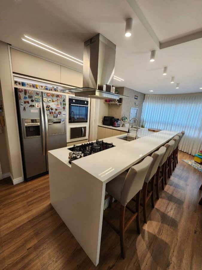 Apartamento mobiliado com 3 dormitórios para venda em Balneário Camboriú-SC