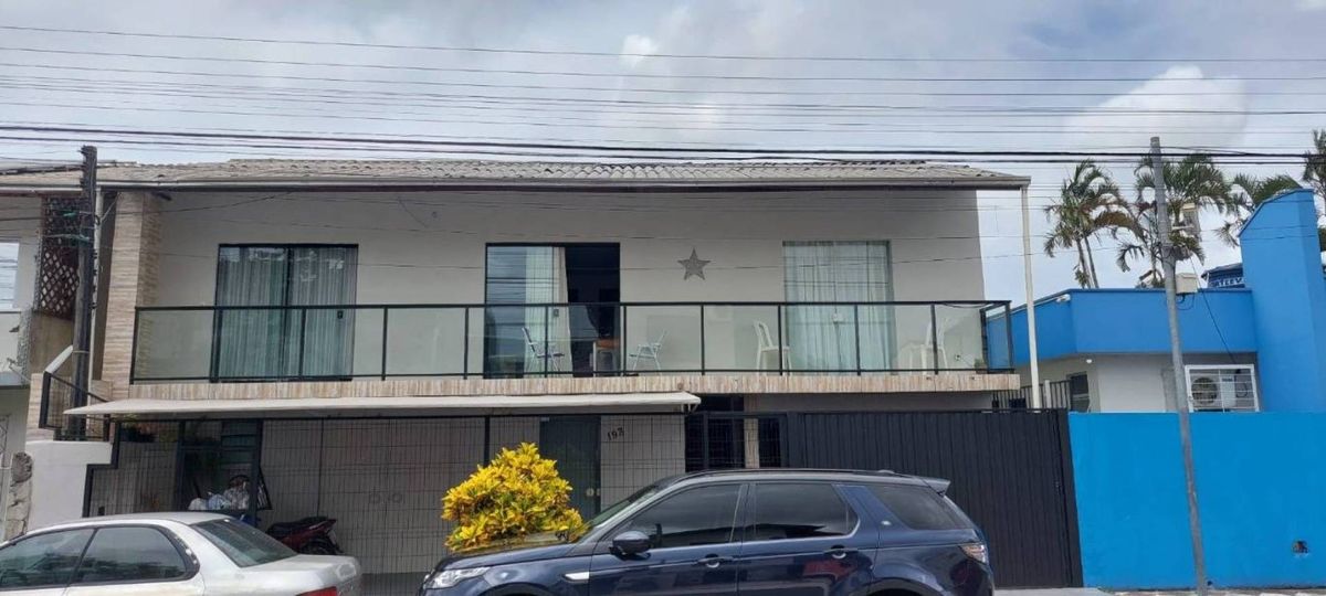 Casa com 8 quitinetes à venda em balneário camboriú- sc. para | Municípios, Balneário Camboriú, Santa Catarina