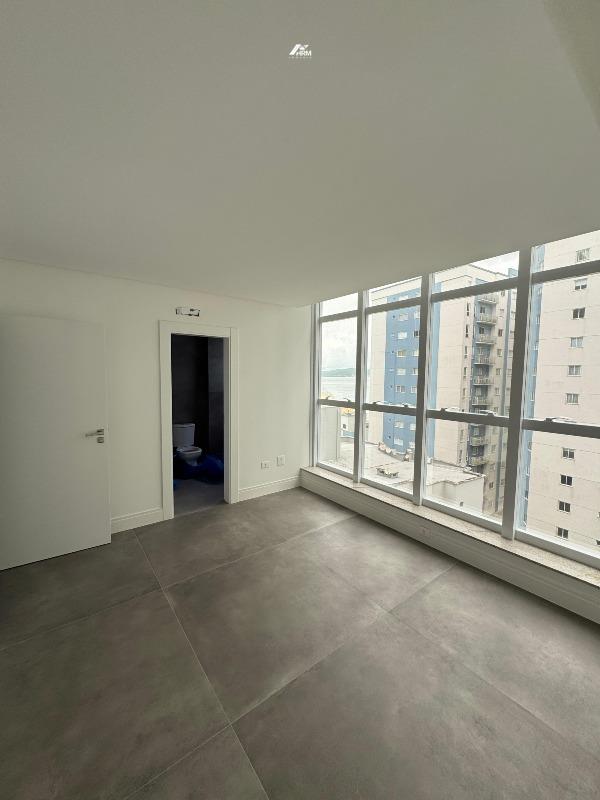 Green Coast Residence – Exclusividade e Estilo à Beira-Mar