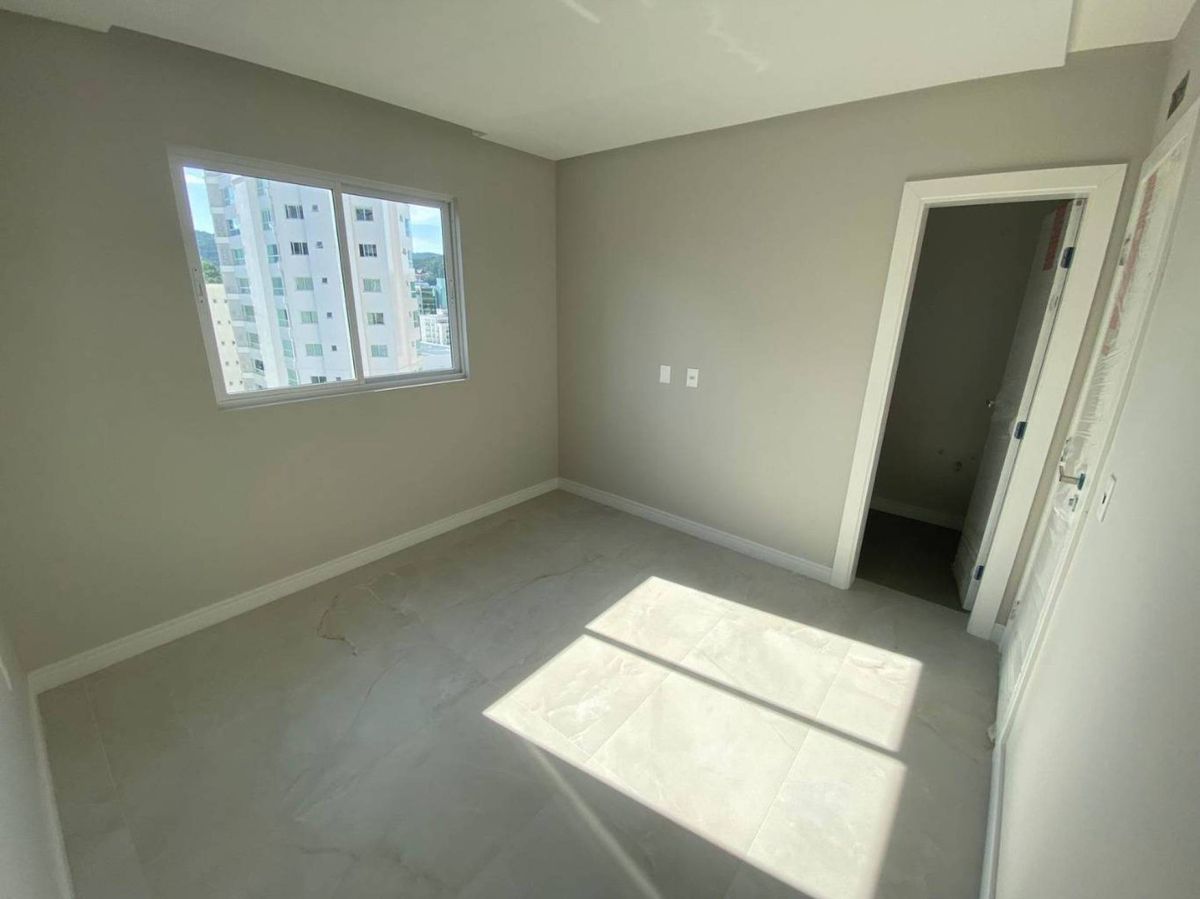 Apartamento a venda de 03 dormitórios em balneário camboriú-sc para | Pioneiros, Balneário Camboriú, Santa Catarina