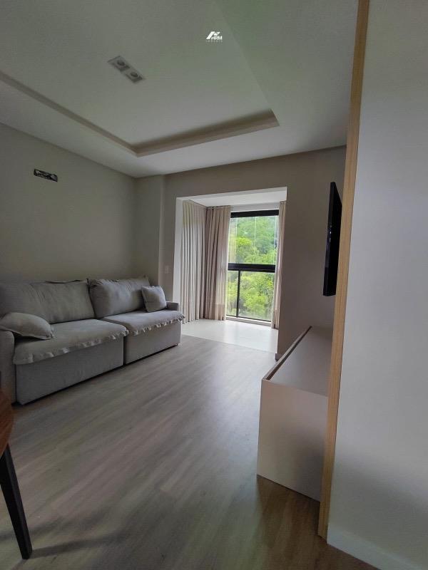 Apartamento duplex com 3 suítes em Camboriú-SC