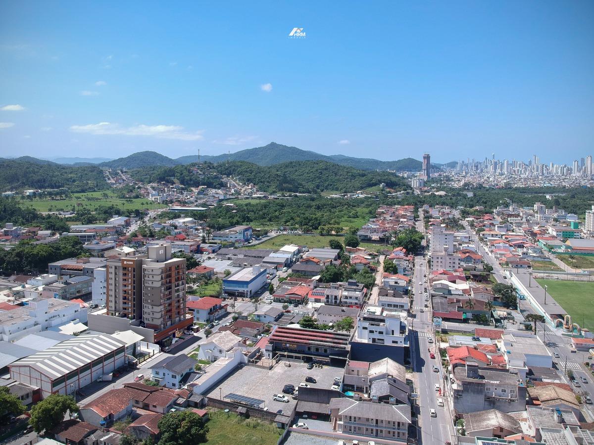Antônio Maria Residencial – Estrutura completa no Centro de Camboriú