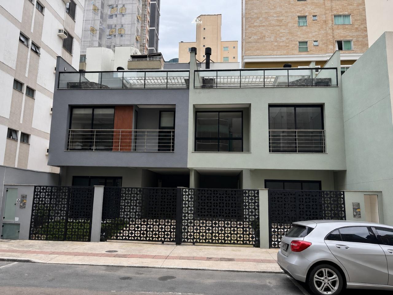Casa a venda em balneário camboriú Balneário Camboriú