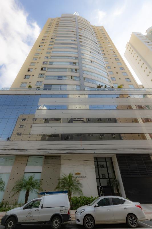 Royal Garden Residence: Elegância e Lazer Completo