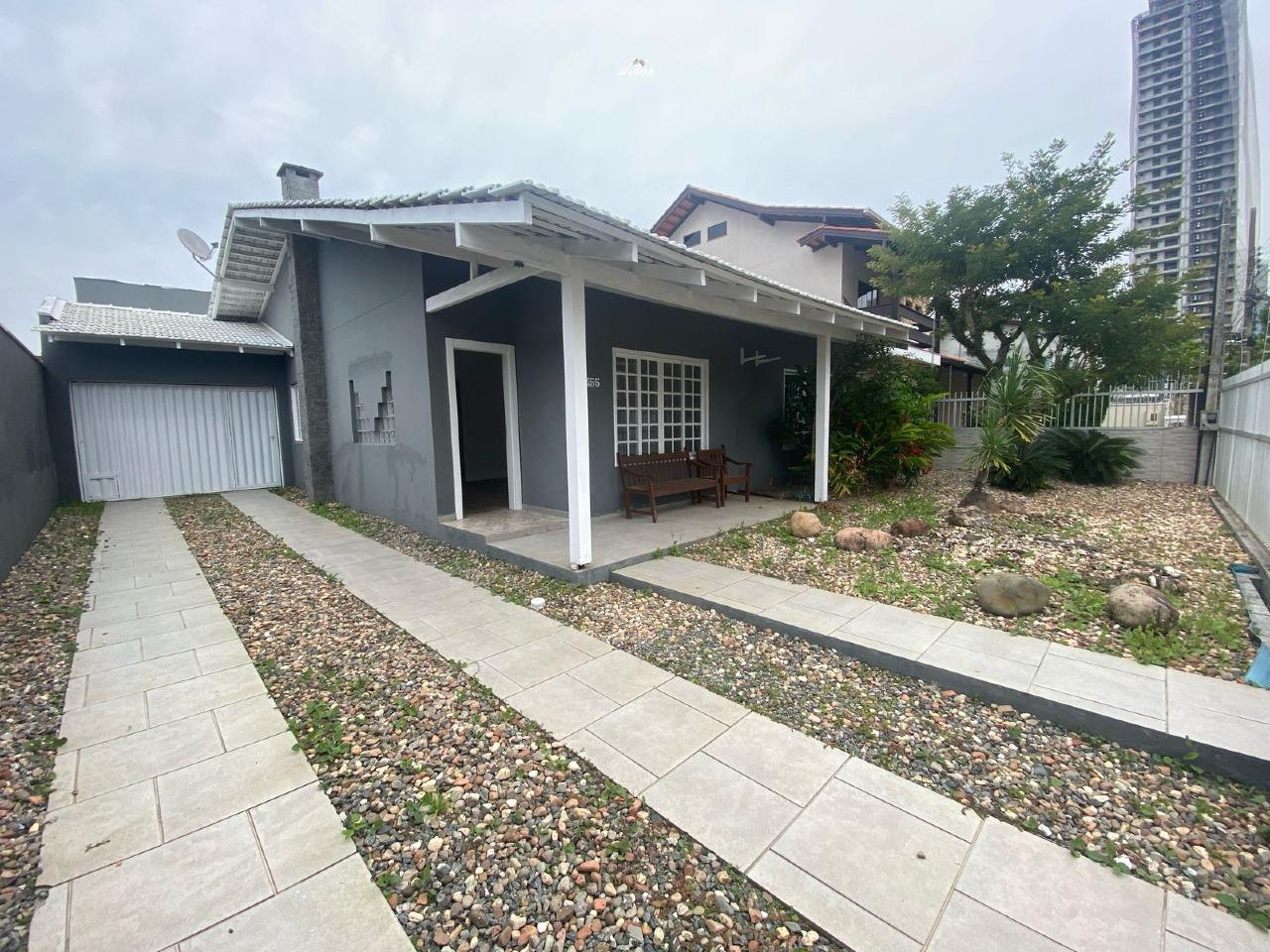 CASA - PRAIA DOS AMORES