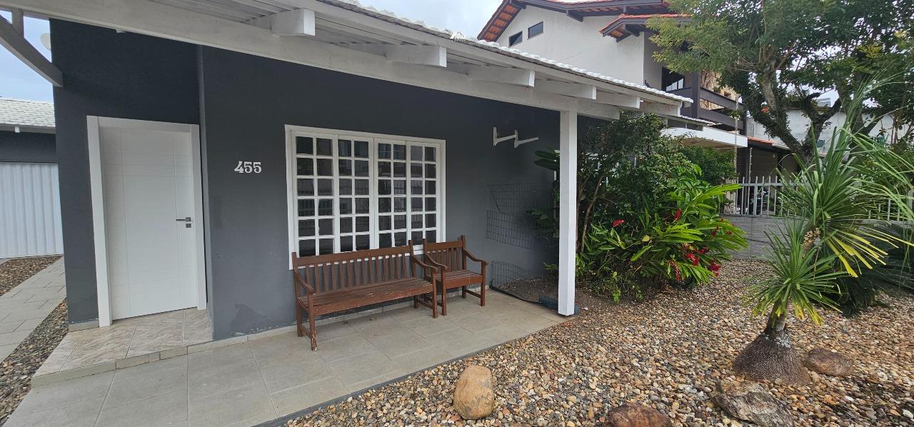 CASA - PRAIA DOS AMORES
