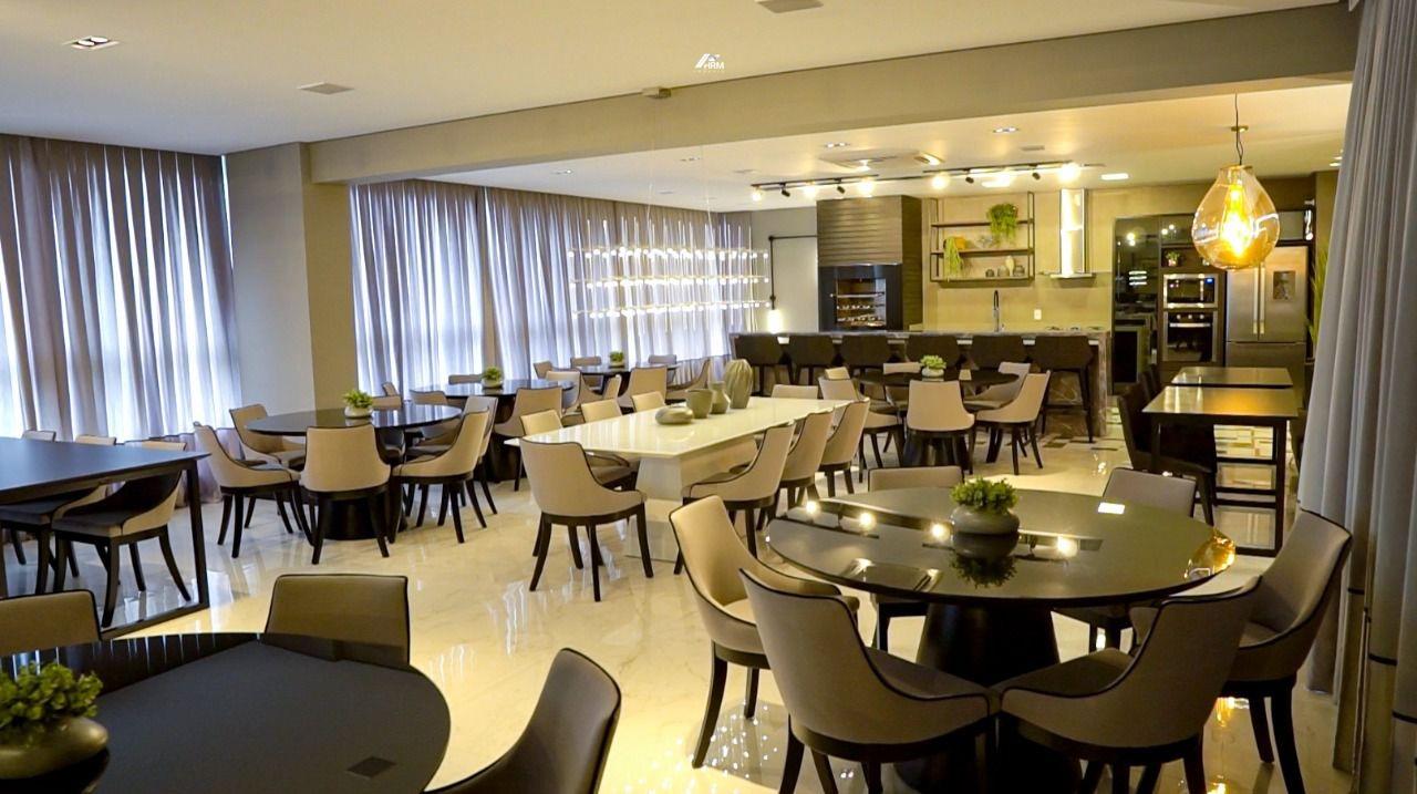 Walvis Bay Home: Conforto e Lazer em Porto Belo