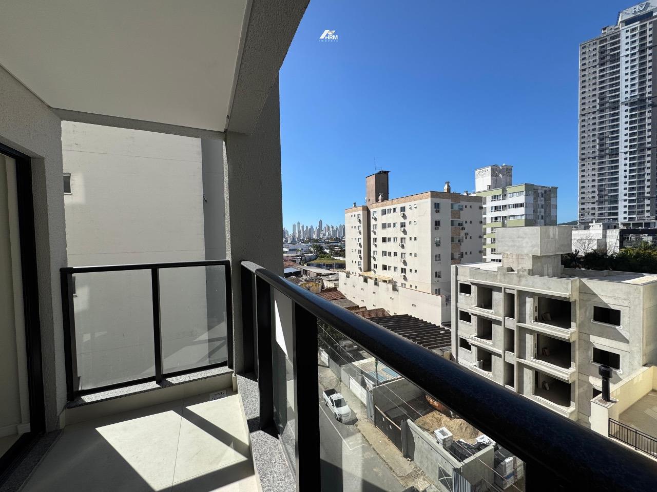 Apartamento novo com 03 quartos no Bairro Tabuleiro em Camboriú
