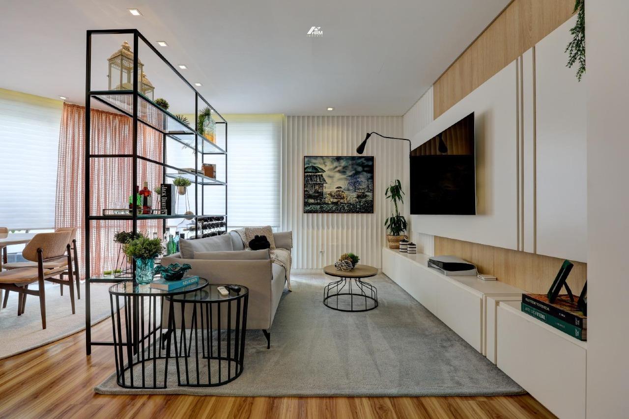 Apartamento garden com 3 suítes, varanda gourmet e 2 vagas no Centro de Balneário Camboriú