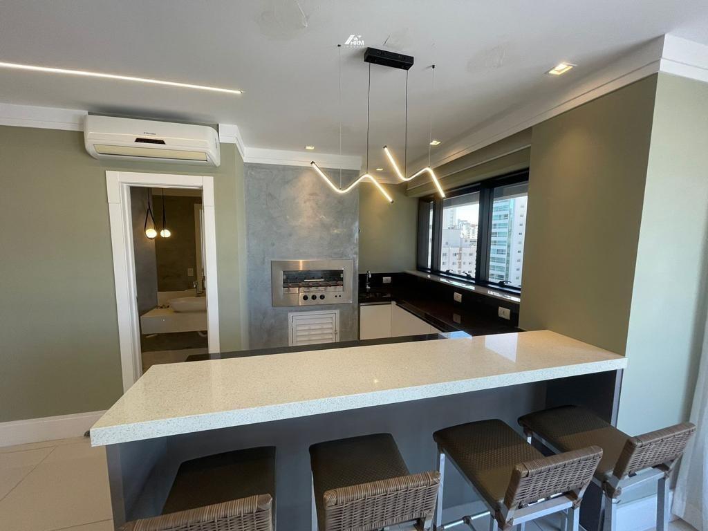 Apartamento 3 suítes mobiliado para venda em Balneário Camboriú