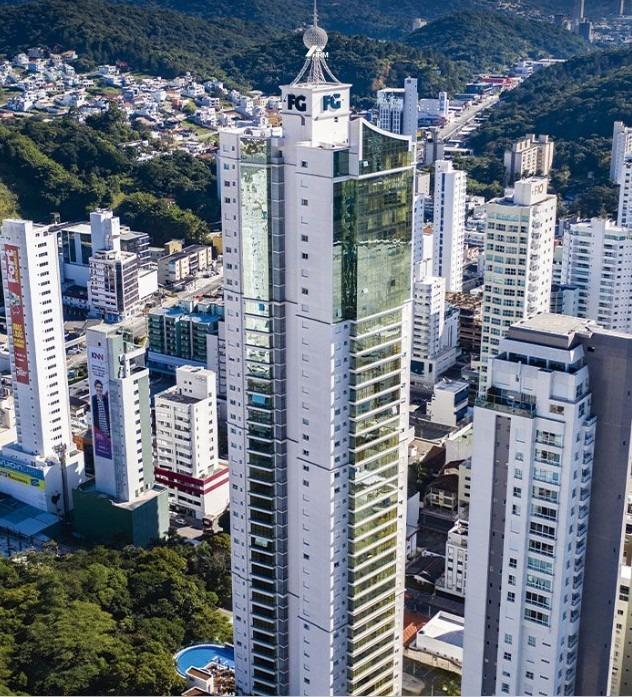 Apartamento Alameda Jardins Residence em Balneário Camboriú.