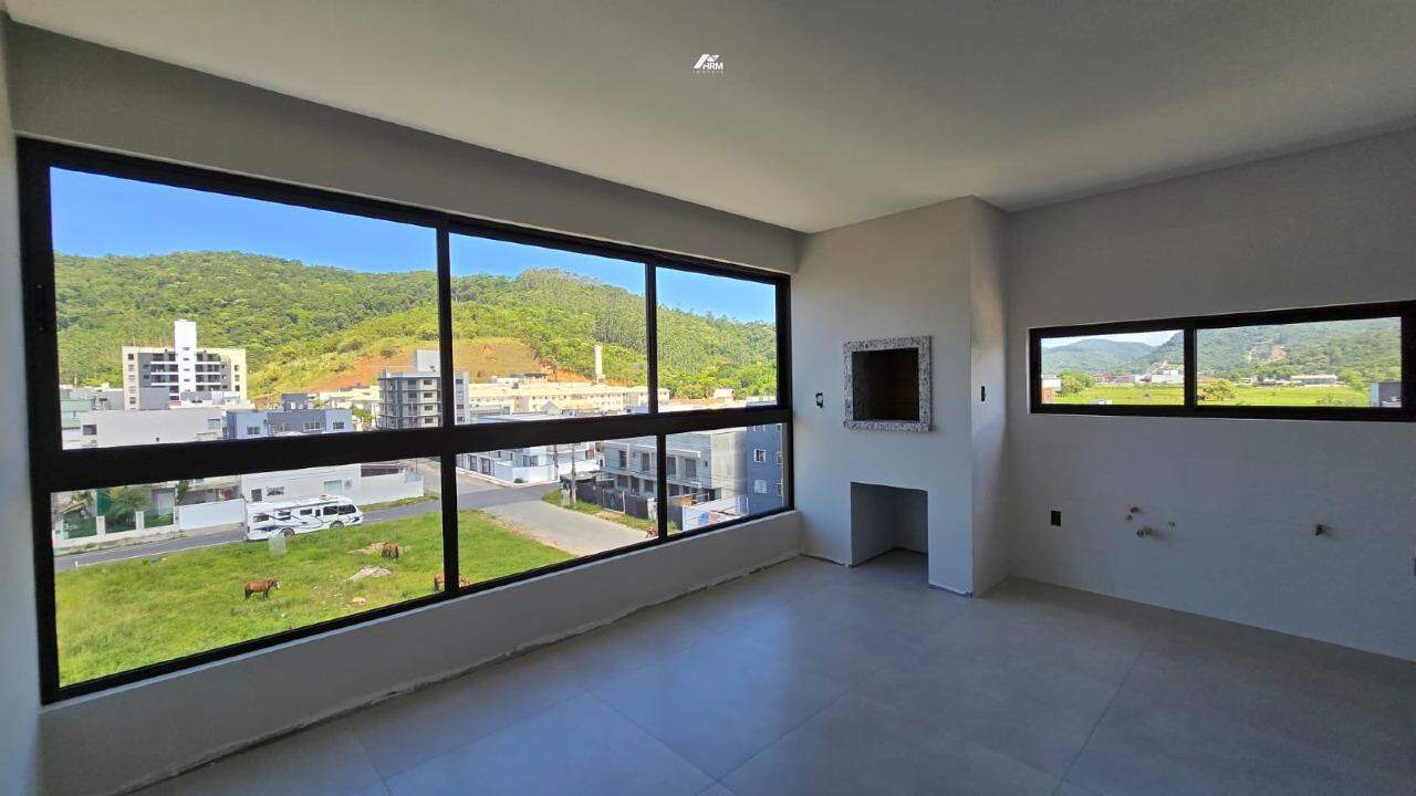 Apartamento 2 suítes com varanda gourmet em Camboriú (São Francisco de Assis) — aceita permuta