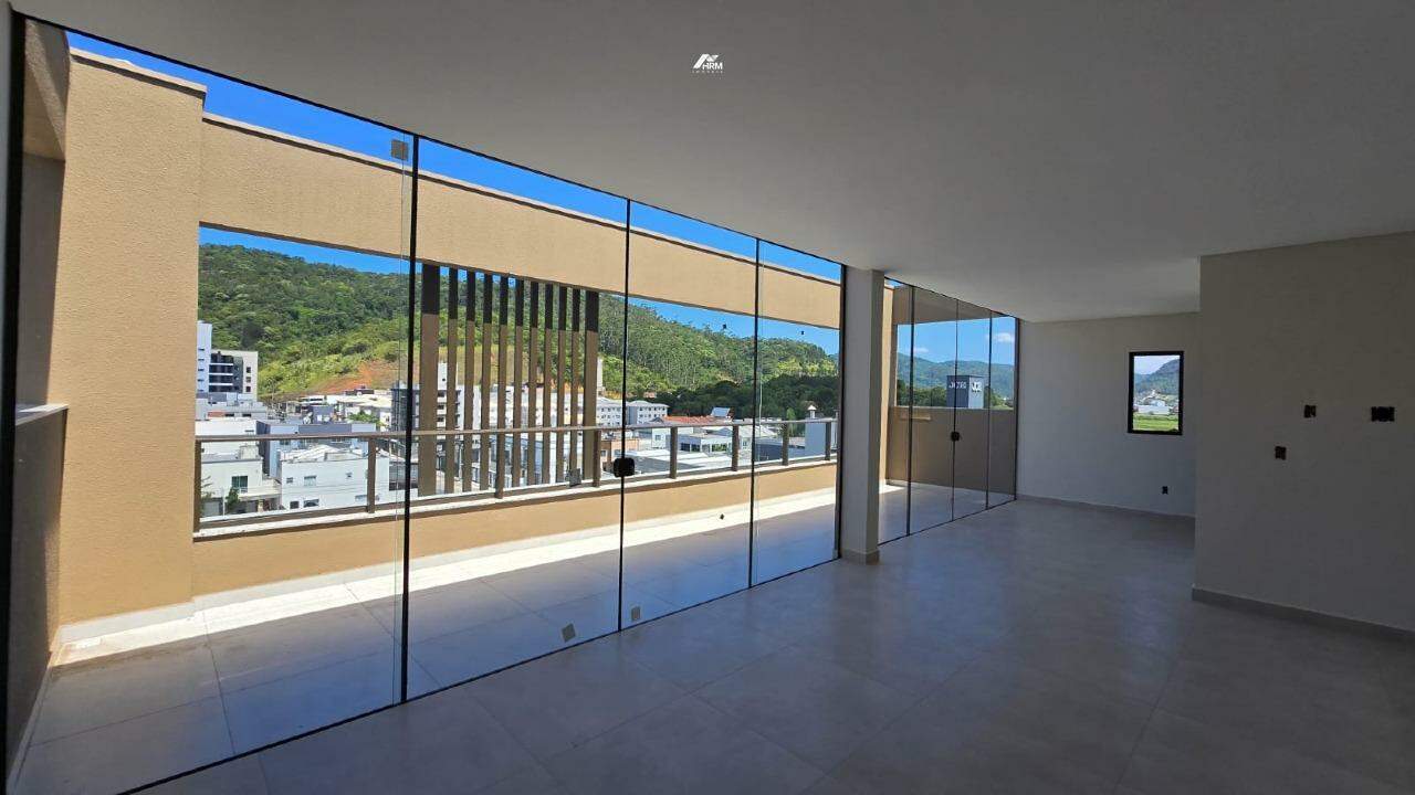 Apartamento 2 suítes com 81m² à venda, Frente, São Francisco de Assis – Camboriú