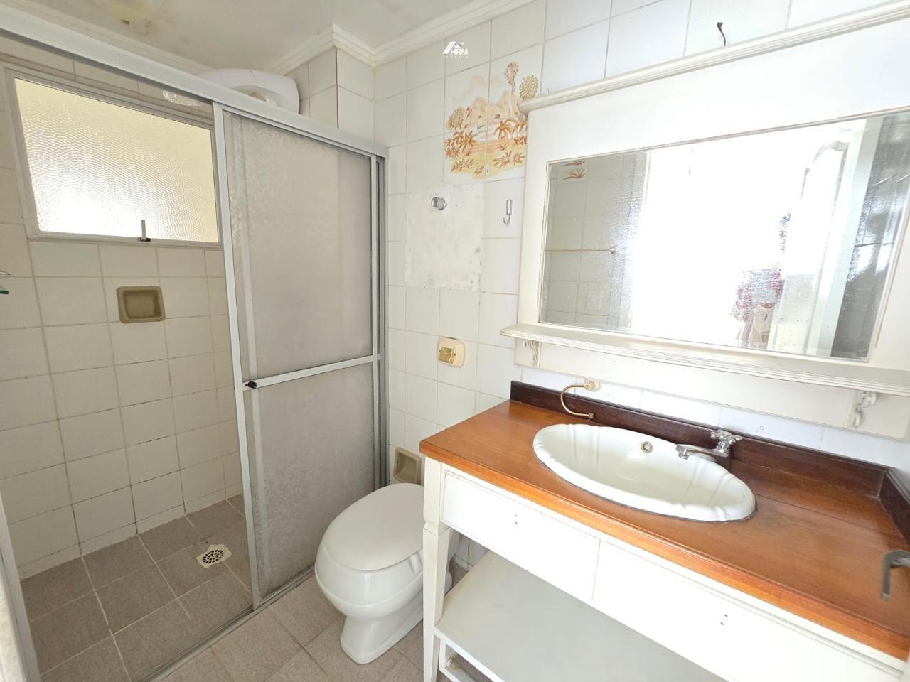 Apartamento quadra mar, 3 dormitórios para venda em Balneário Camboriú