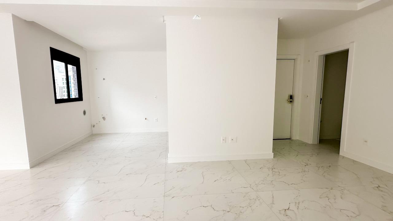 Apartamento com 3 Suítes, Varanda Gourmet e Condomínio com Piscina e SPA