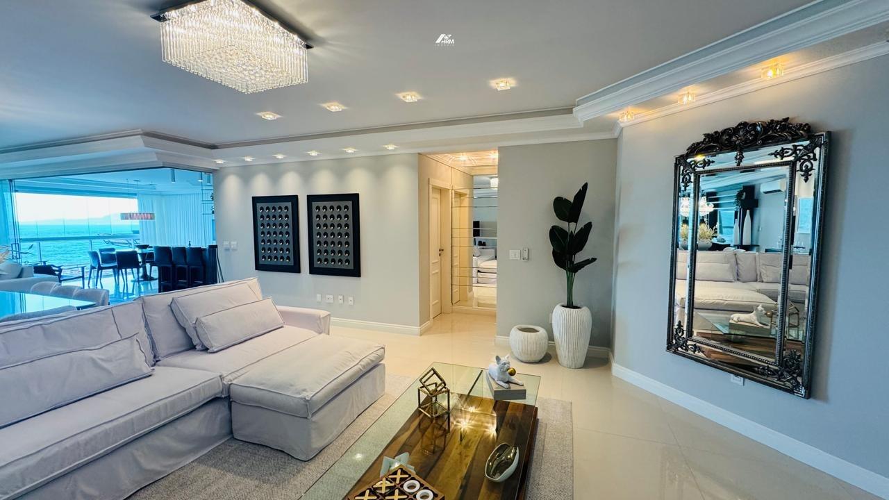 Luxo e Conforto: Apartamento com 4 Suítes, Rooftop, Piscinas e Lazer Completo