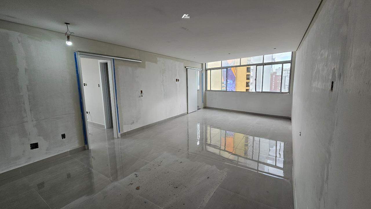 Apartamento Amplo com 4 Dormitórios e Vista Panorâmica – Conforto e Segurança 24h