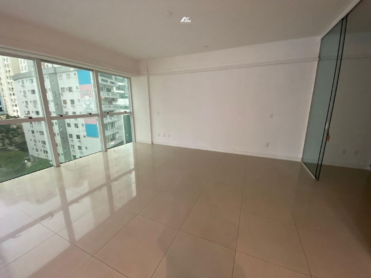 Apartamento de Alto Padrão com 3 Suítes e Lazer Completo