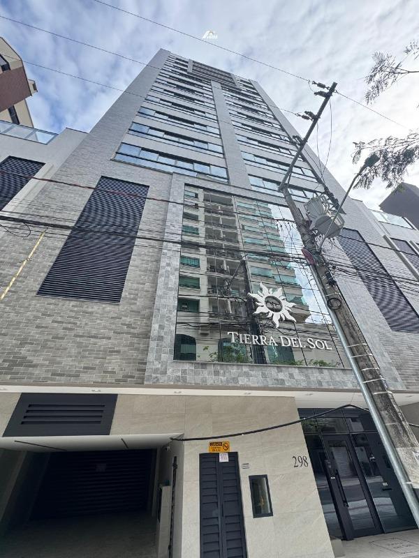 Apartamento com 3 Suítes e Acabamento em Alto Padrão