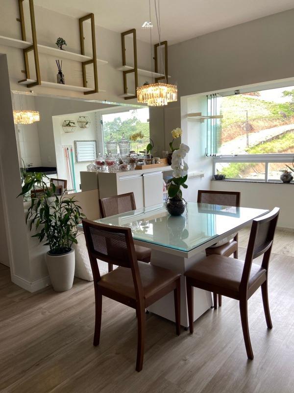 Ótimo apartamento totalmente mobiliado (porteira fechada), em um dos melhores bairros de Camboriú.