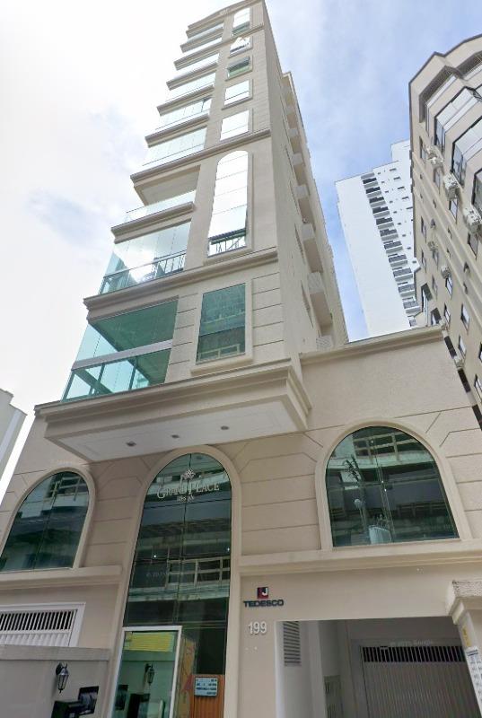 Apartamento Exclusivo com 3 Suítes