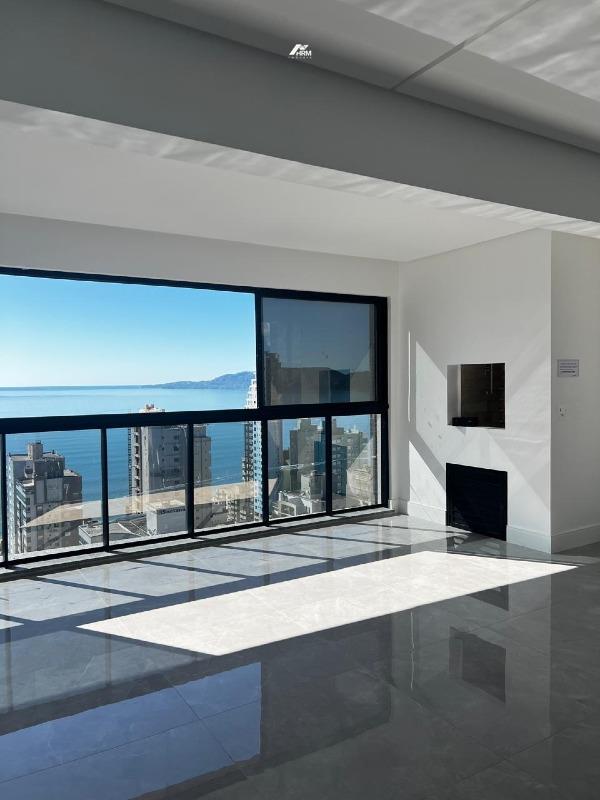 Apartamento Exclusivo com 3 Suítes e Lazer Completo