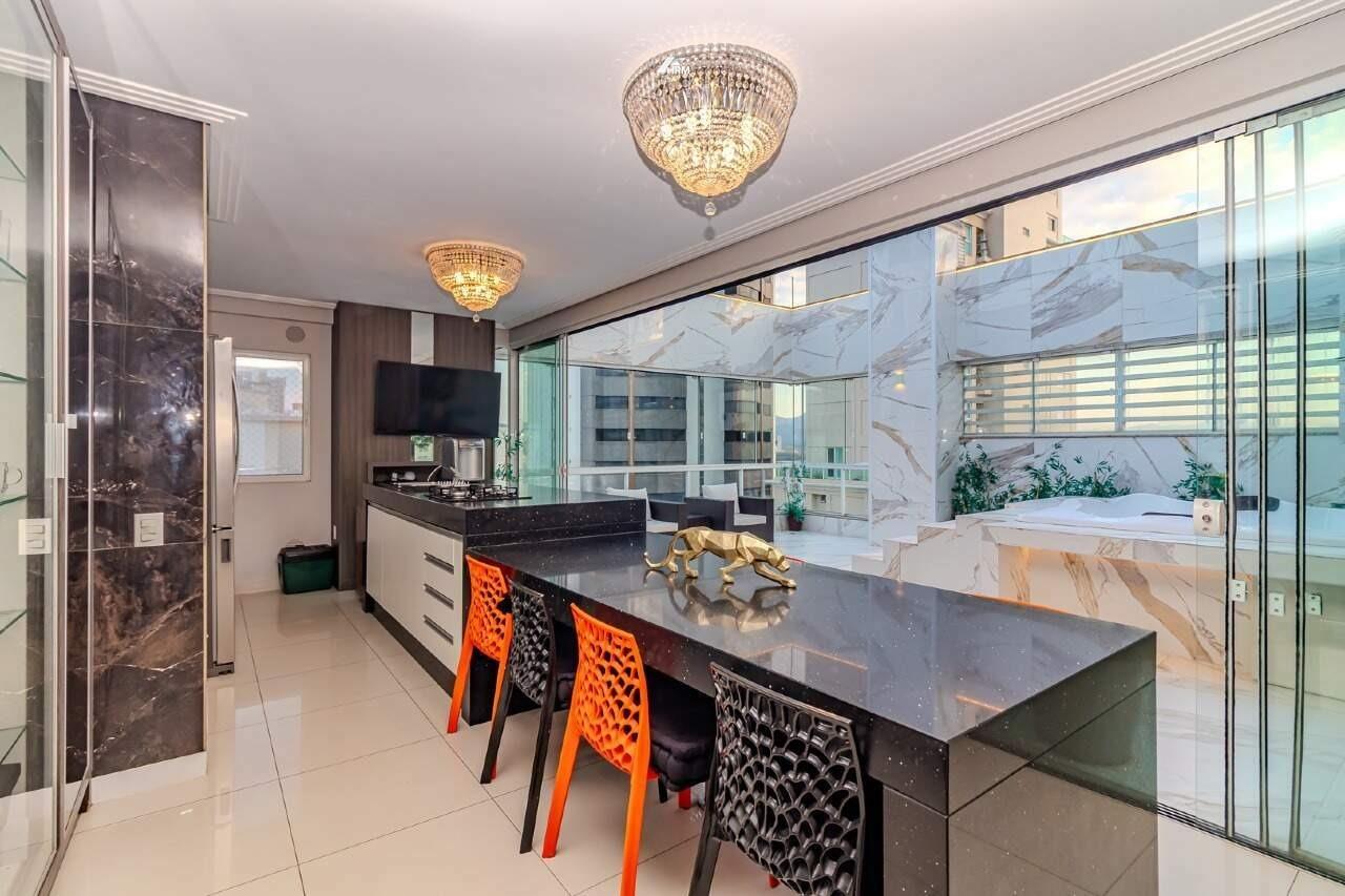 Apartamento 04 quartos a venda em Balneário Camboriú