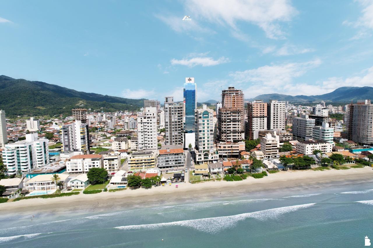Apartamento com 3 Suítes e Vista Panorâmica