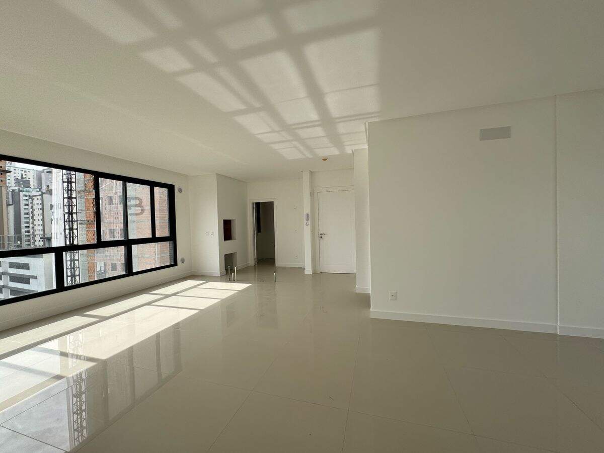 Apartamento no centro Balneário Camboriú, Santa Catarina