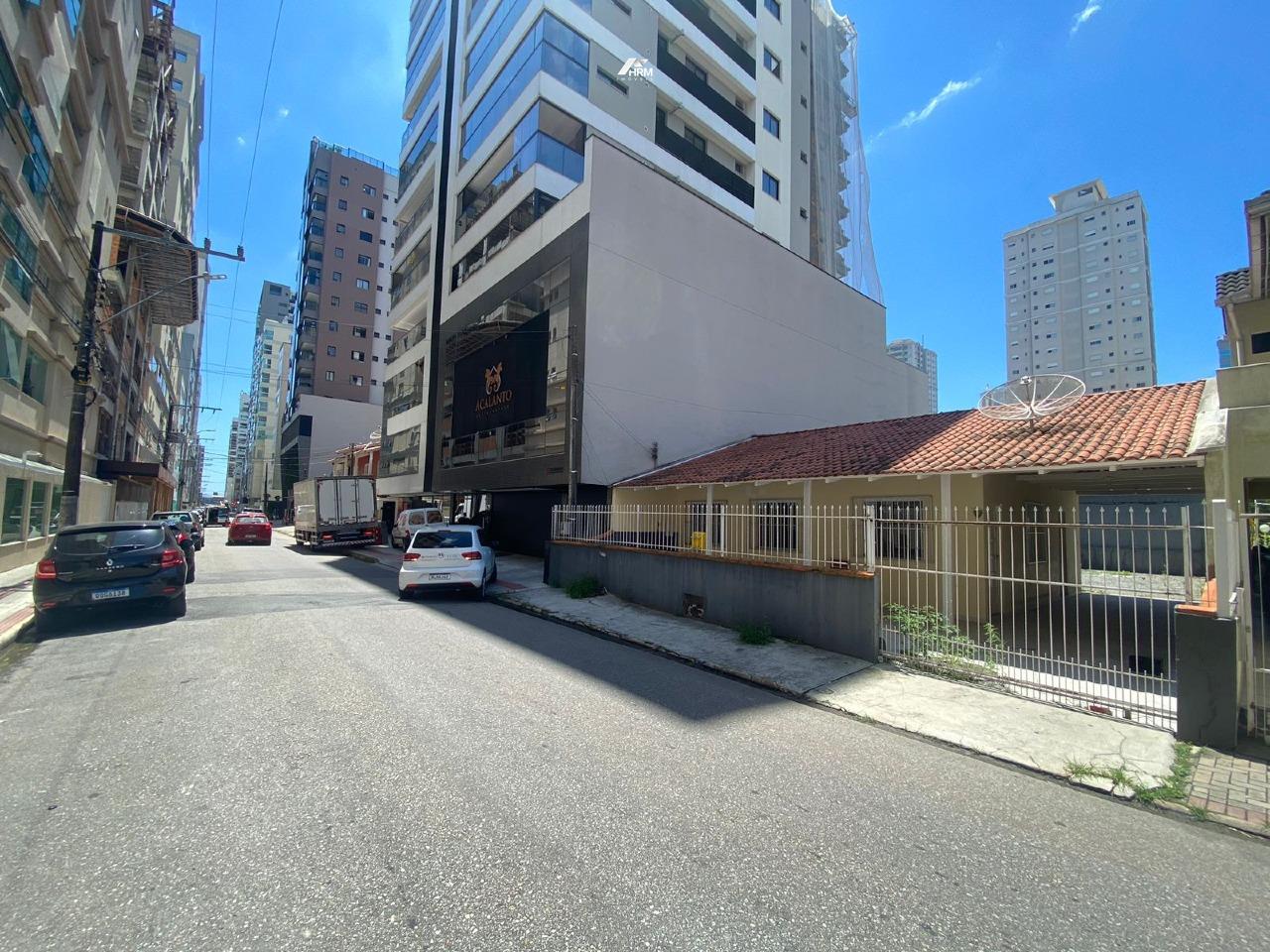 Casa com 152,7m² a apenas 580 metros do mar