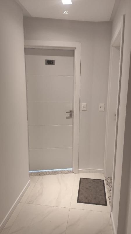Apartamento Moderno com Armários Planejados e Academia