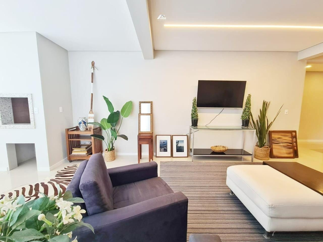 Apartamento mobiliado com 03 suítes no Bairro Ariribá em Balneário Camboriú.