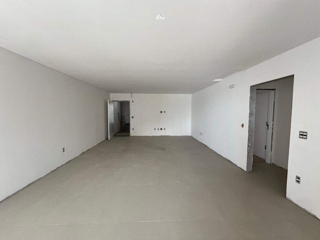 Apartamento de Alto Padrão com 3 Suítes e Vista para o Mar