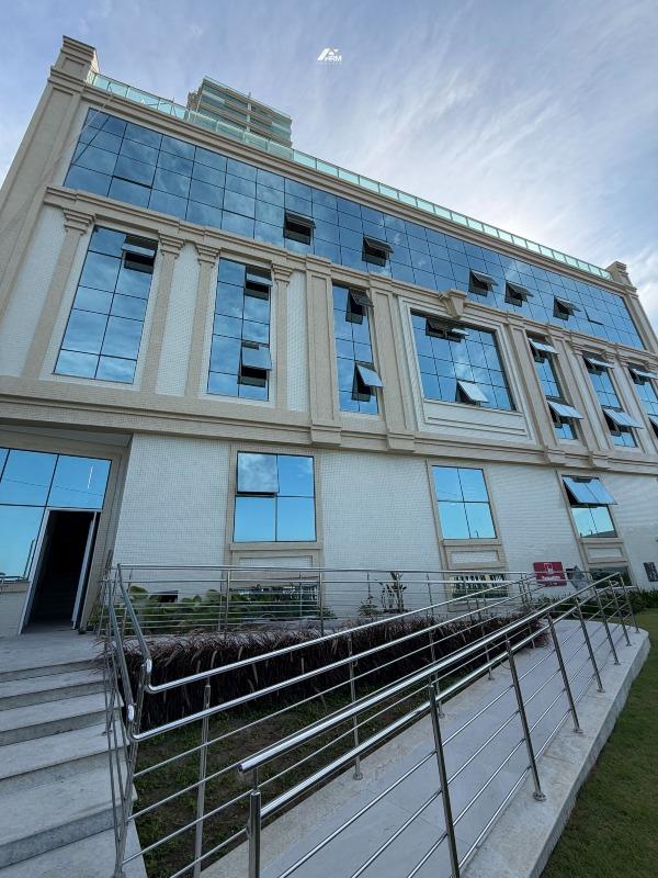 Apartamento Alto Padrão com Varanda Gourmet, Hidromassagem e Lazer Completo com Borda Infinita e Heliponto