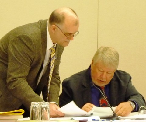 3-4-2012 Jensen, Johnstone compare notes