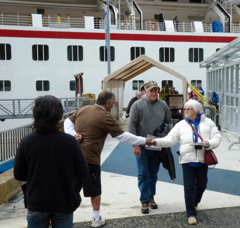 5-3-12 Tourists greeted from Carnival Spirit