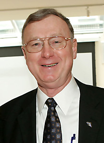 ray-riutta-hed Ray Riutta