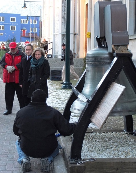 Capitol bell1