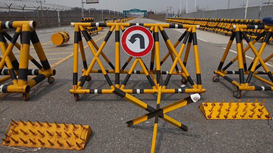 Do not enter: Barriers, including spikes, at the Military Demarcation Line (MDL) near the Demilitarized Zone (DMZ) in the Gyeonggi province, South Korea. Jeon Heon-kyun /EPA /LANDOV Do not enter: Barriers, including spikes, at the Military Demarcation Line (MDL) near the Demilitarized Zone (DMZ) in the Gyeonggi province, South Korea. Jeon Heon-kyun /EPA /LANDOV