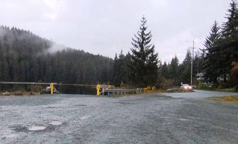 Wayside pkg lot