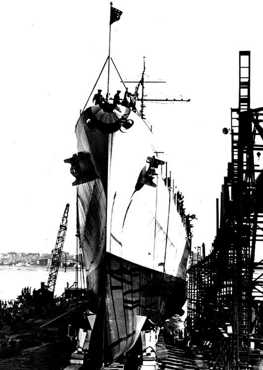 USS Juneau-launch-bow