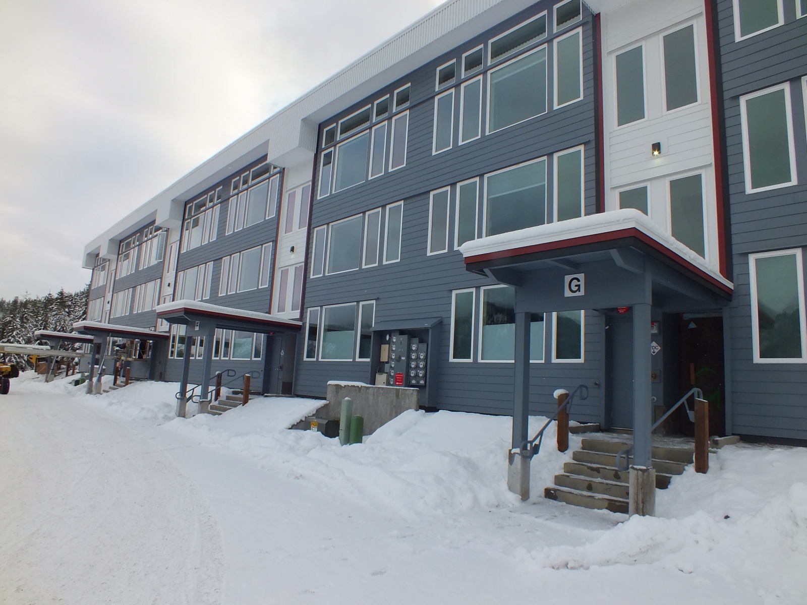 Coogan Construction's 24-unit Island Hills apartment complex in West Juneau is nearing completion. The city is hosting a forum on Monday for those interested in building more housing in town. (Photo by Casey Kelly/KTOO)
