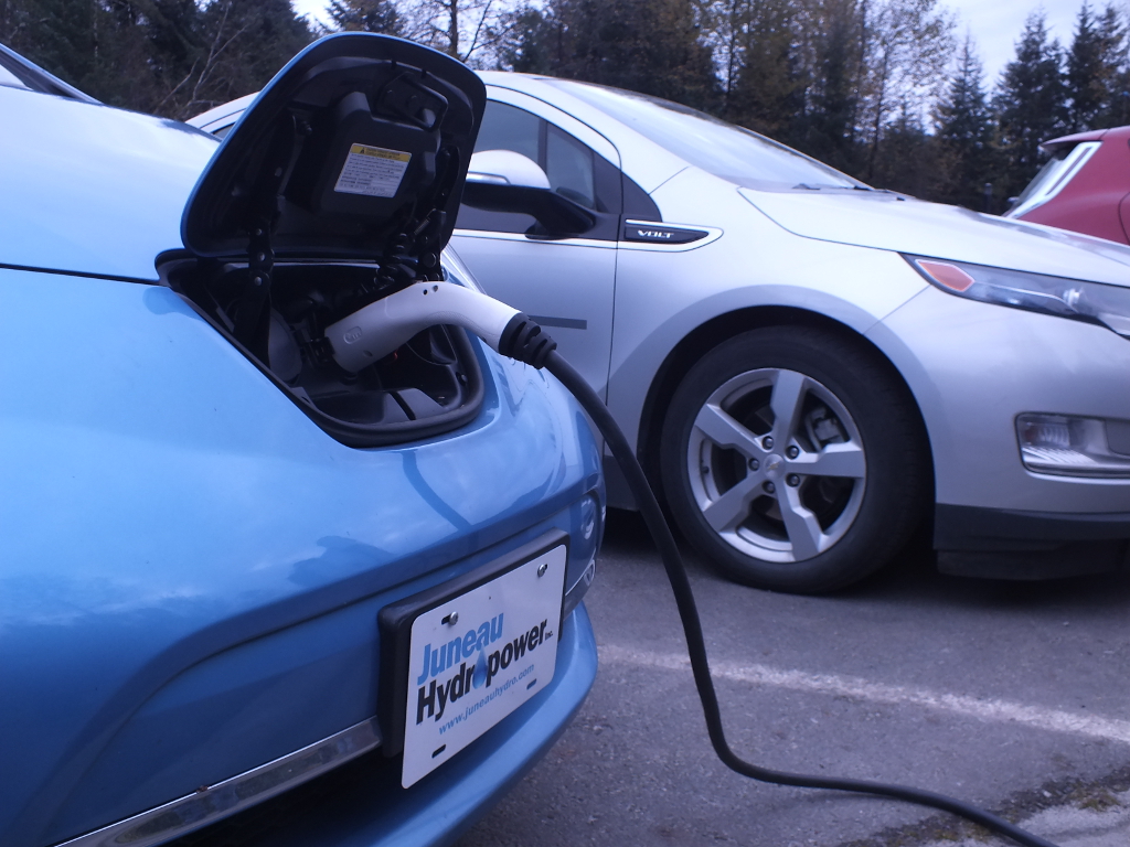 Electric vehicle owners power up at Eagle Beach
