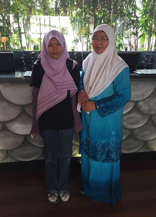 Rahinah Ibrahim with Rafeah Mustafa Kamal