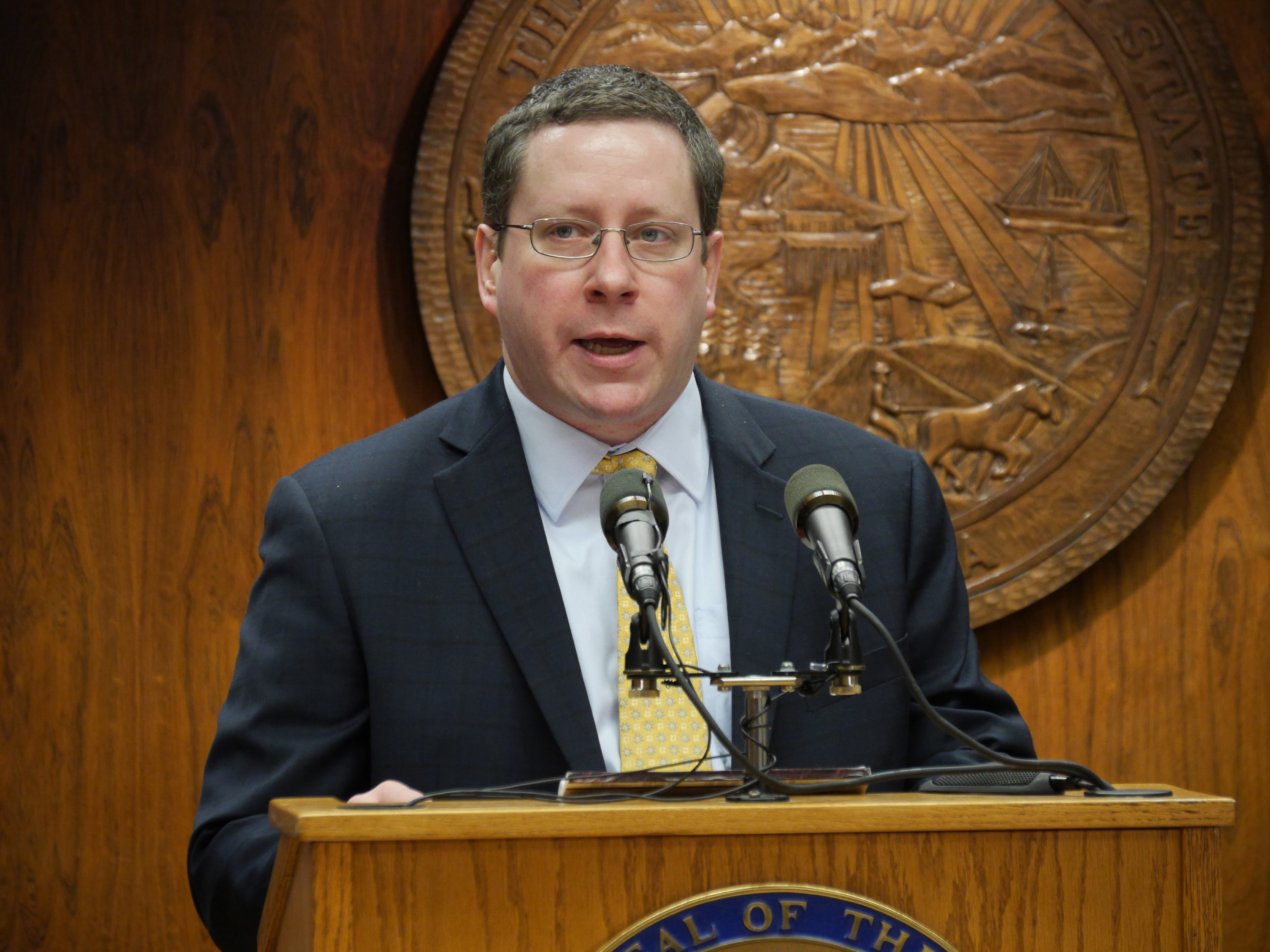 Ex-AG named as oil and gas consultant