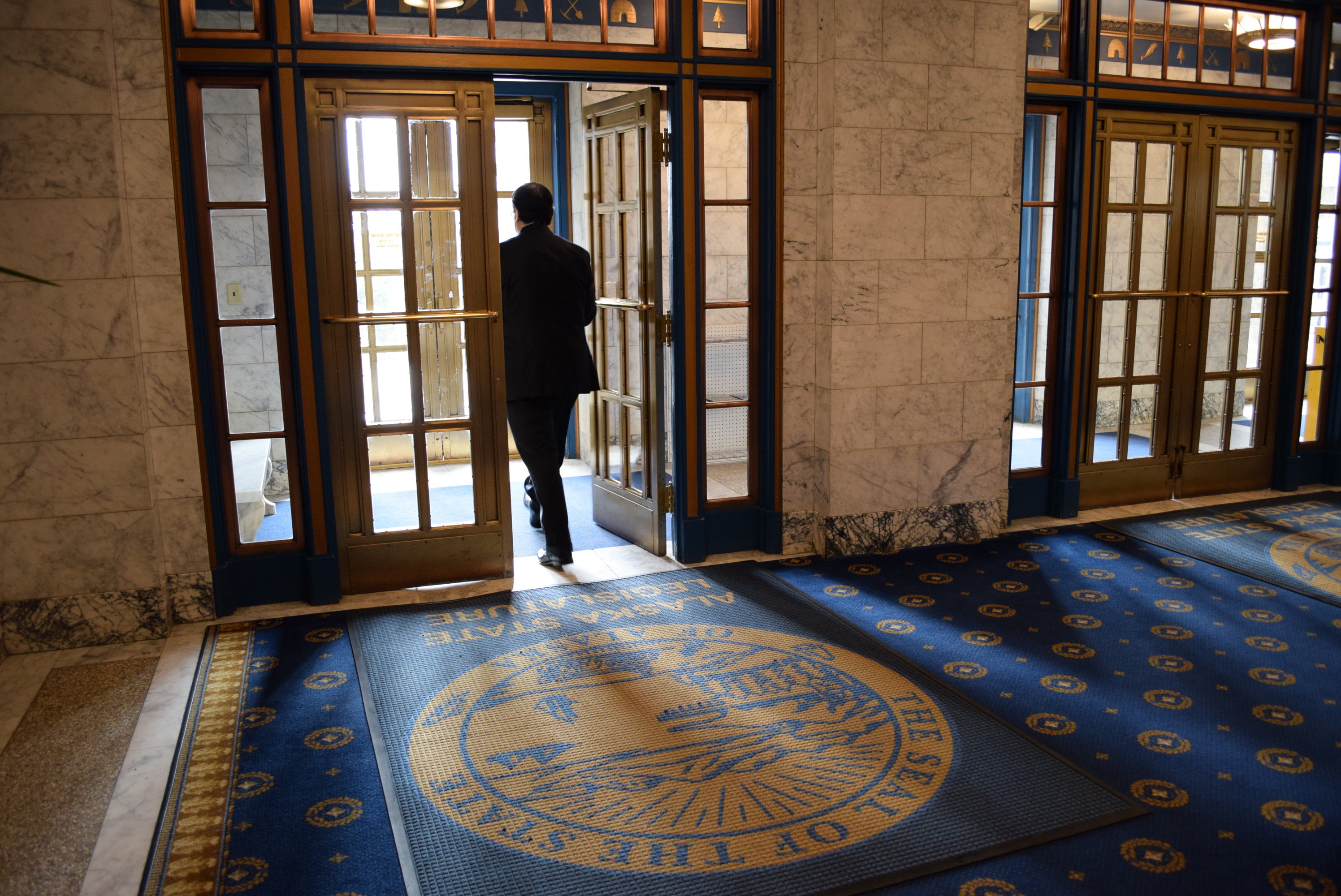 Alaska Legislature defies Walker’s call to weigh nominees