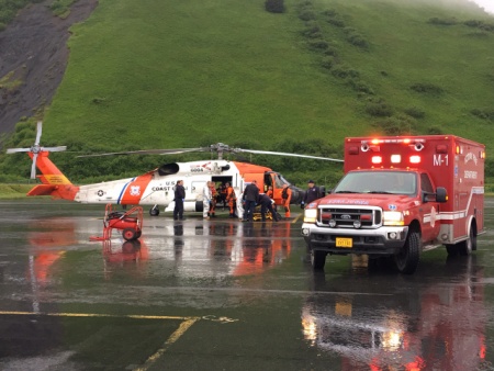 2 hunters rescued, 1 mauled near Hoonah