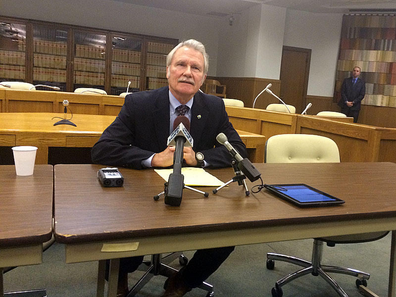 Court Dismisses Subpoena Seeking Kitzhaber’s Personal Emails