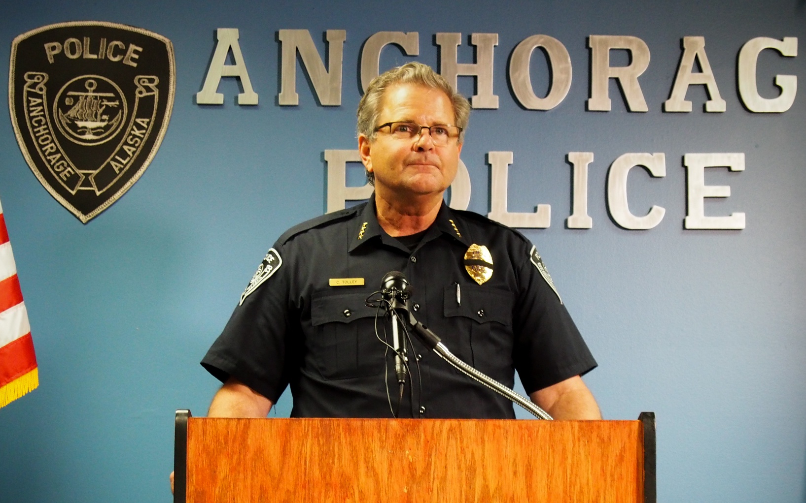 Anchorage police officer shot in ambush, suspect dead