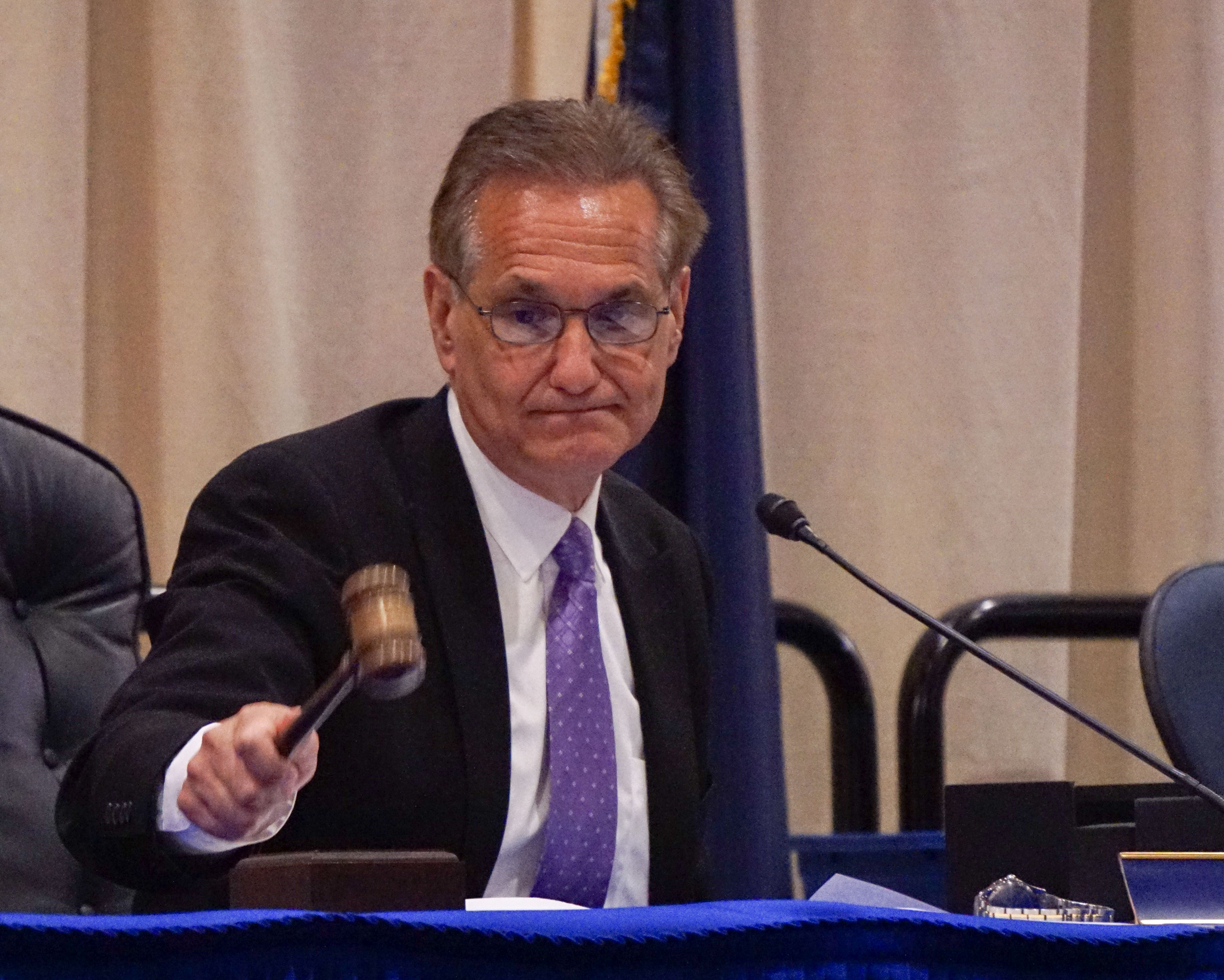 Senate ends special session with talk of deficit and deeds